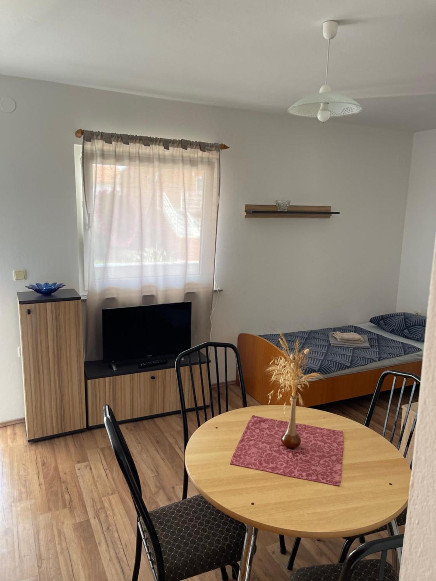 Apartmani Caganić Villa Bledi Vir Esterno foto