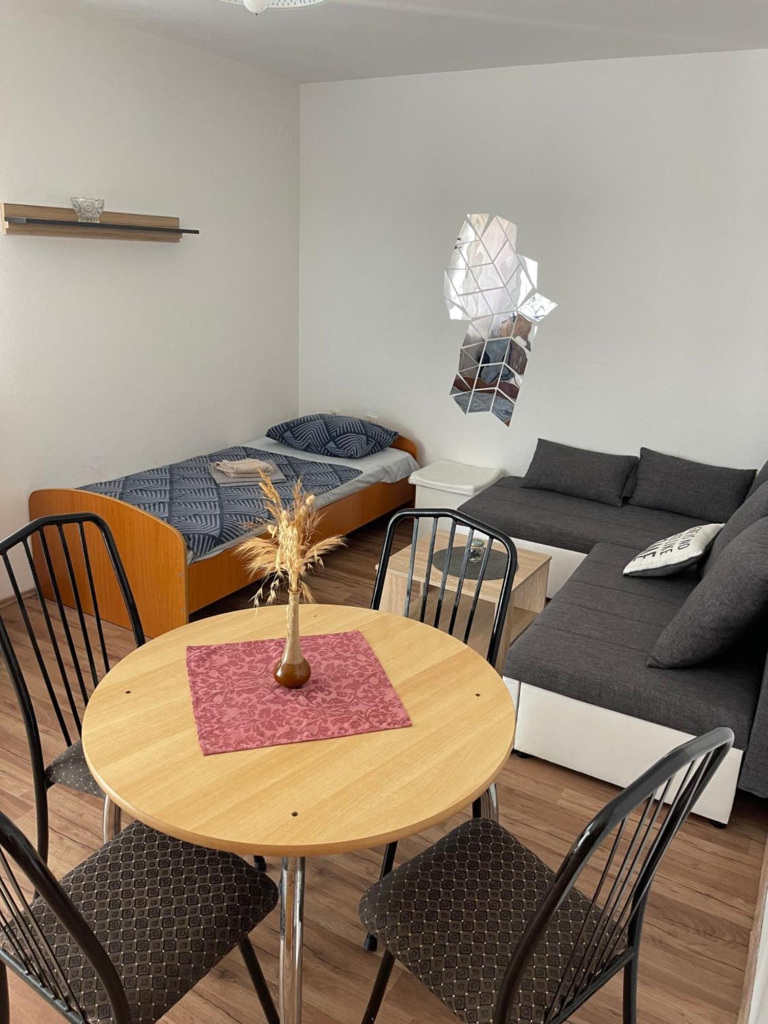 Apartmani Caganić Villa Bledi Vir Esterno foto